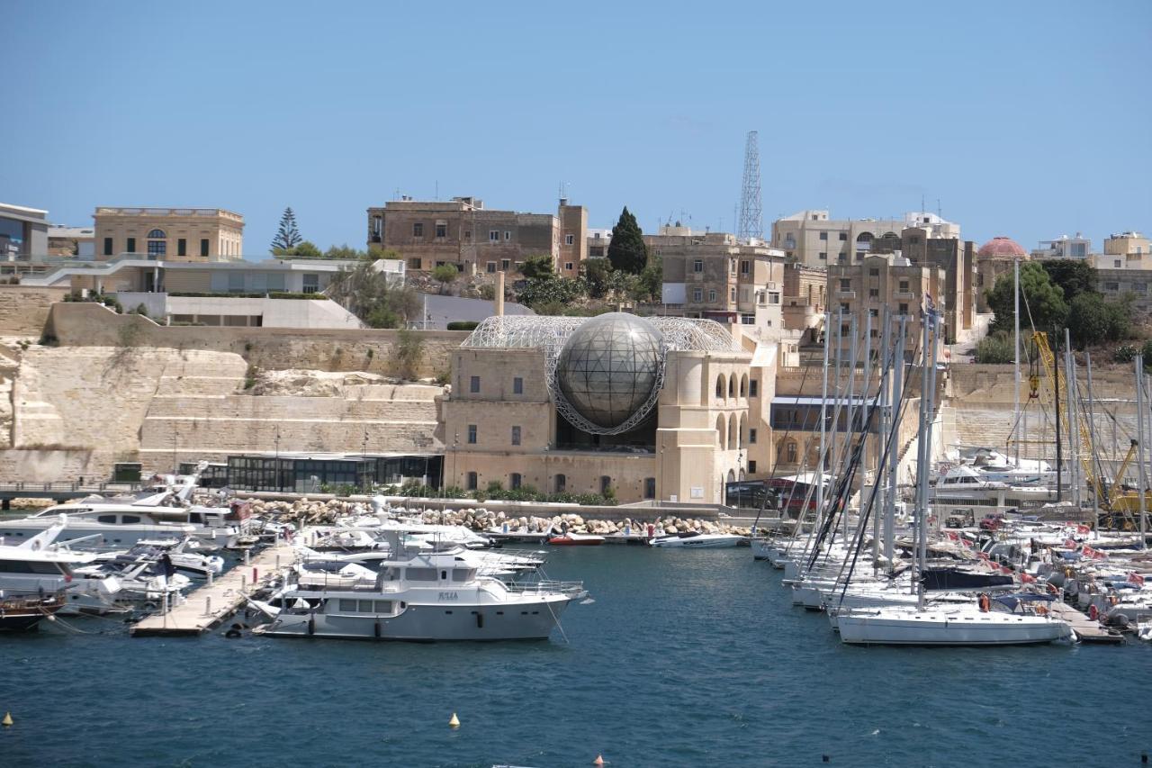 Blue Eye - Waterfront Home In A Scenic Location Birgu Eksteriør bilde